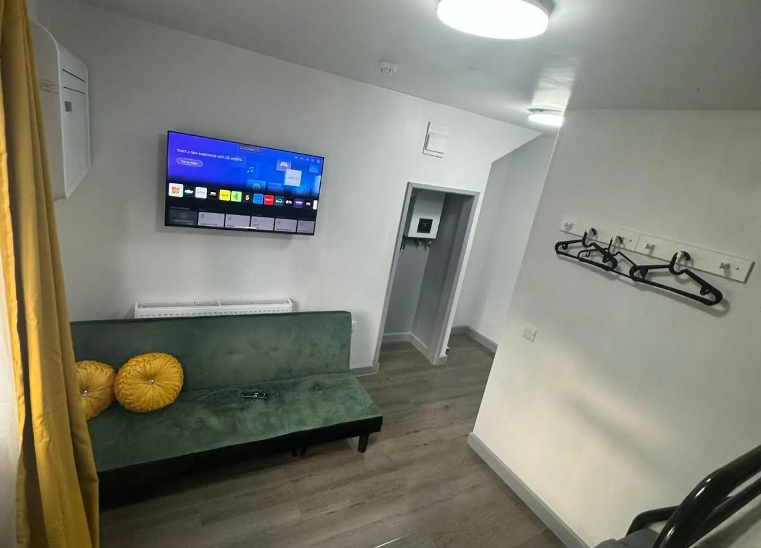 Flat 6 Stay In Ilford 0*,  United Kingdom